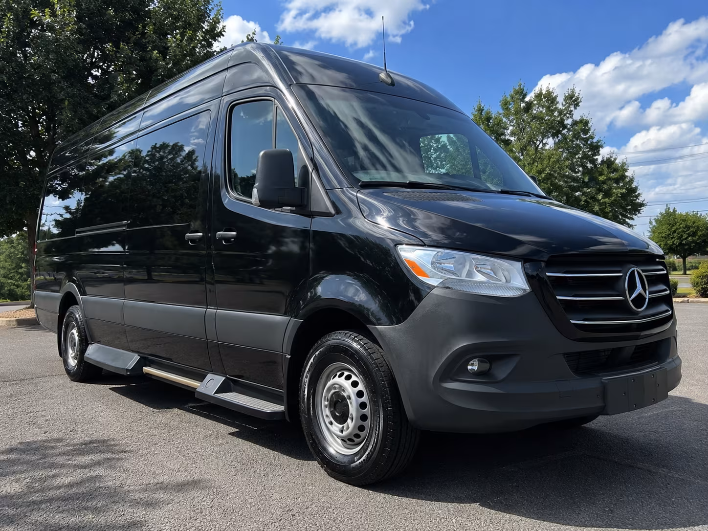 find the perfect transportation for your next corporate event 4